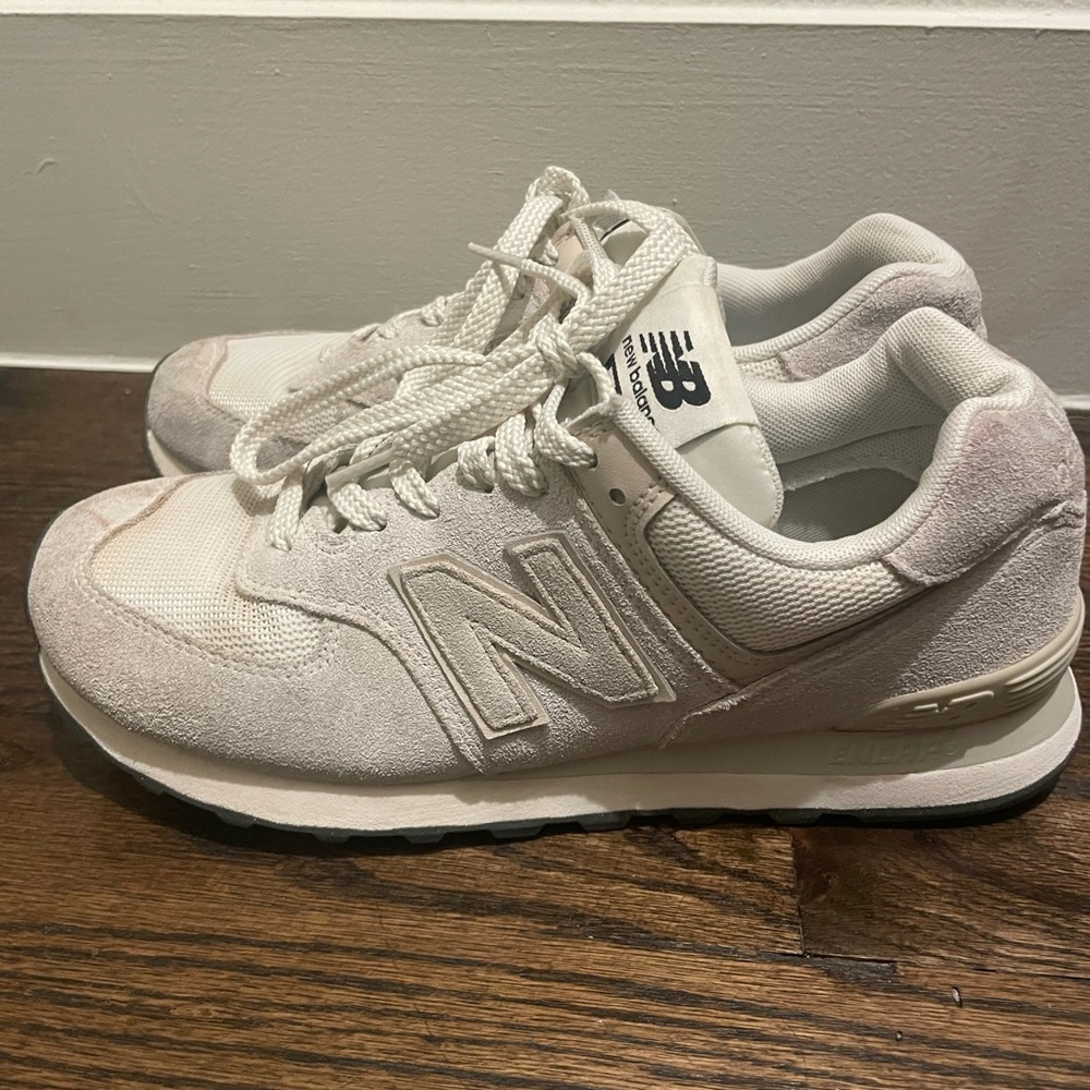 Women’s New Balance 574 Sneakers